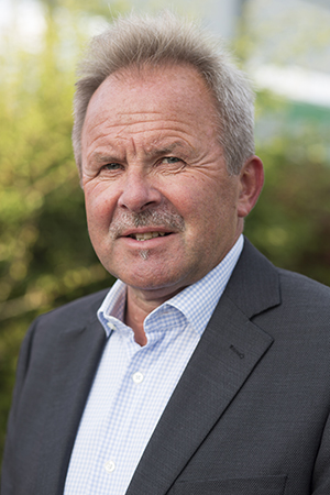 Friedhelm Brinkschrder